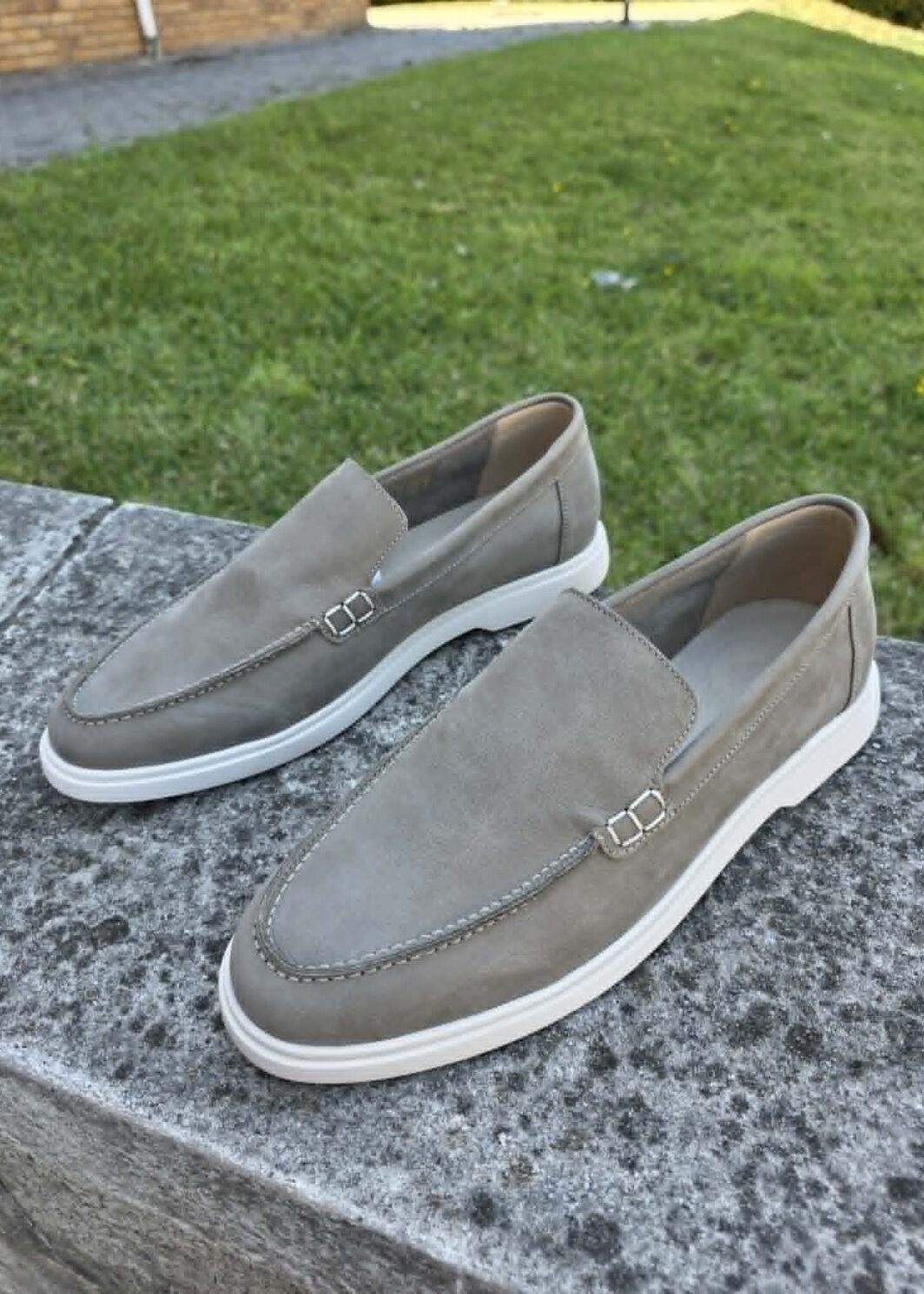 Sapato mocassin cinza 2