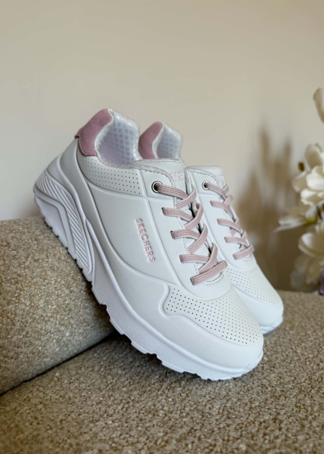 Skechers Uno Lite