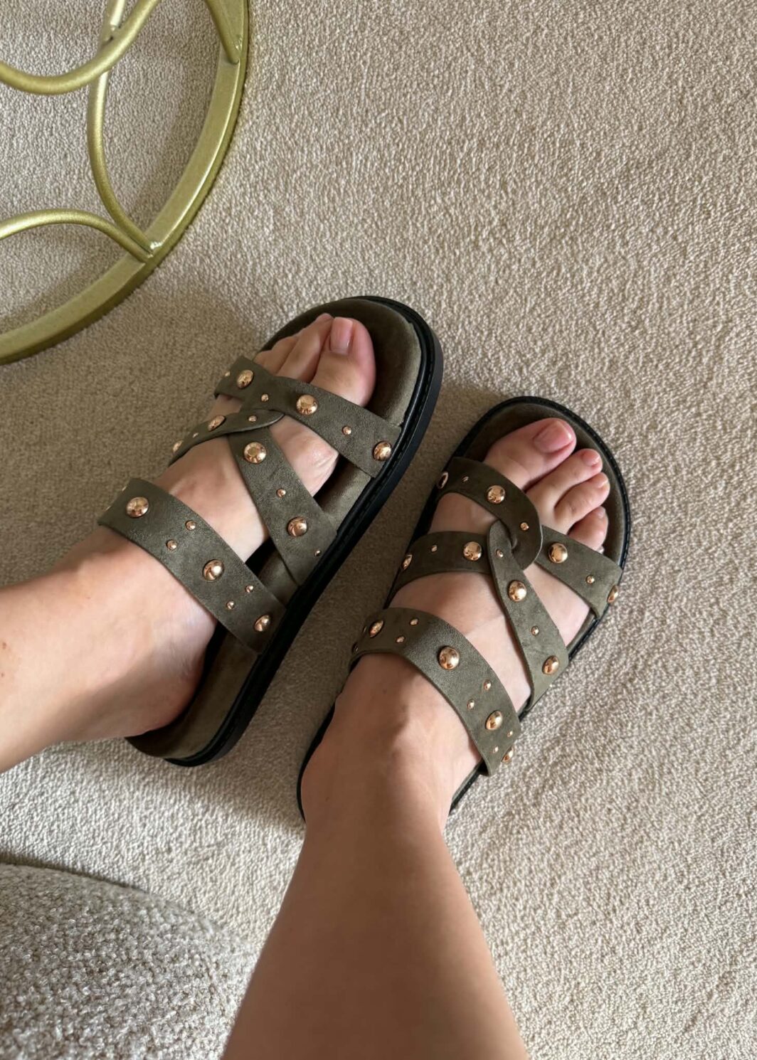 Chinelo inia Tachas - Verde