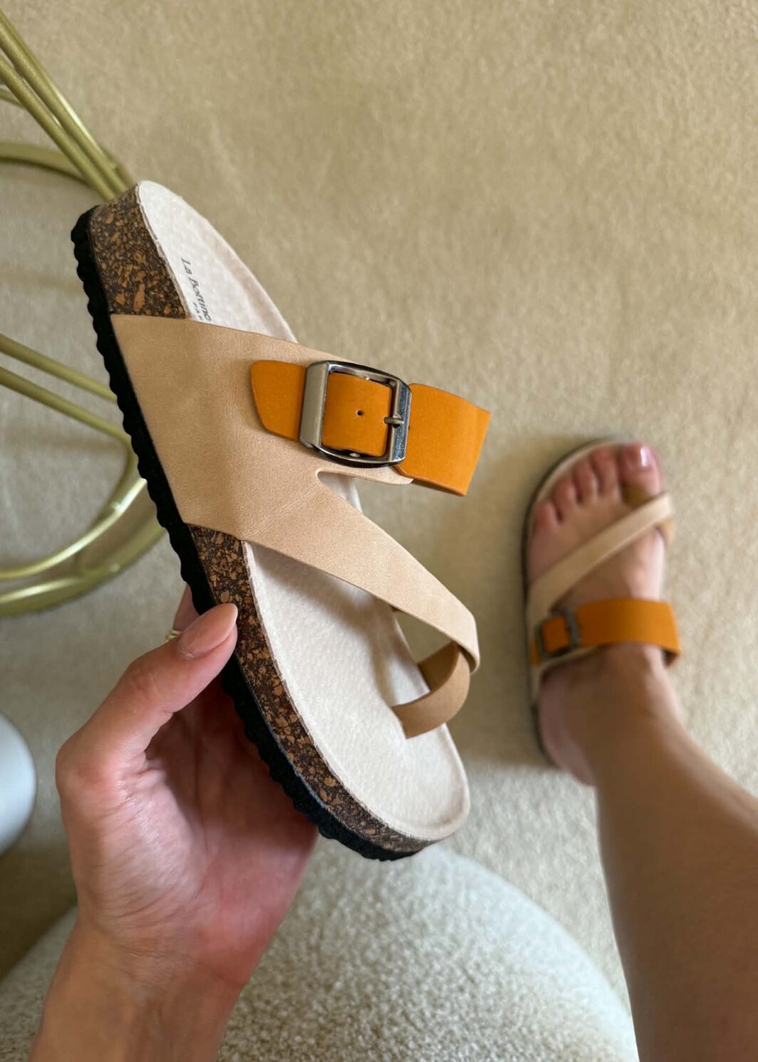 Chinelo Bicolor Com Fivela - Laranja