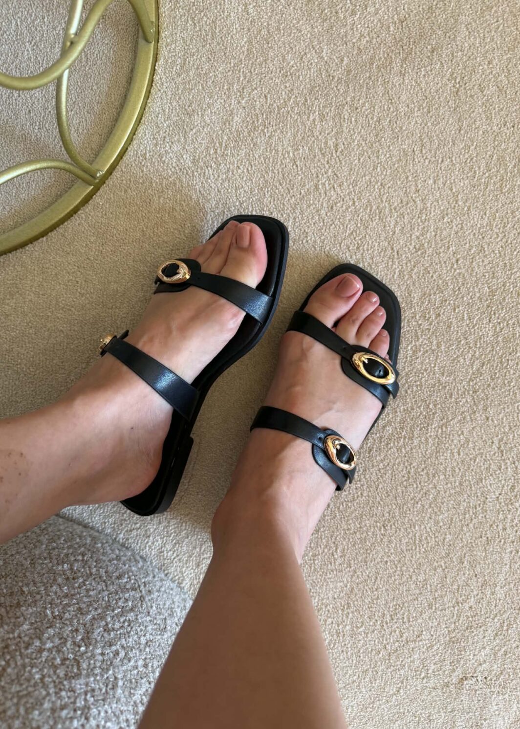 Chinelo Preto Minimalista