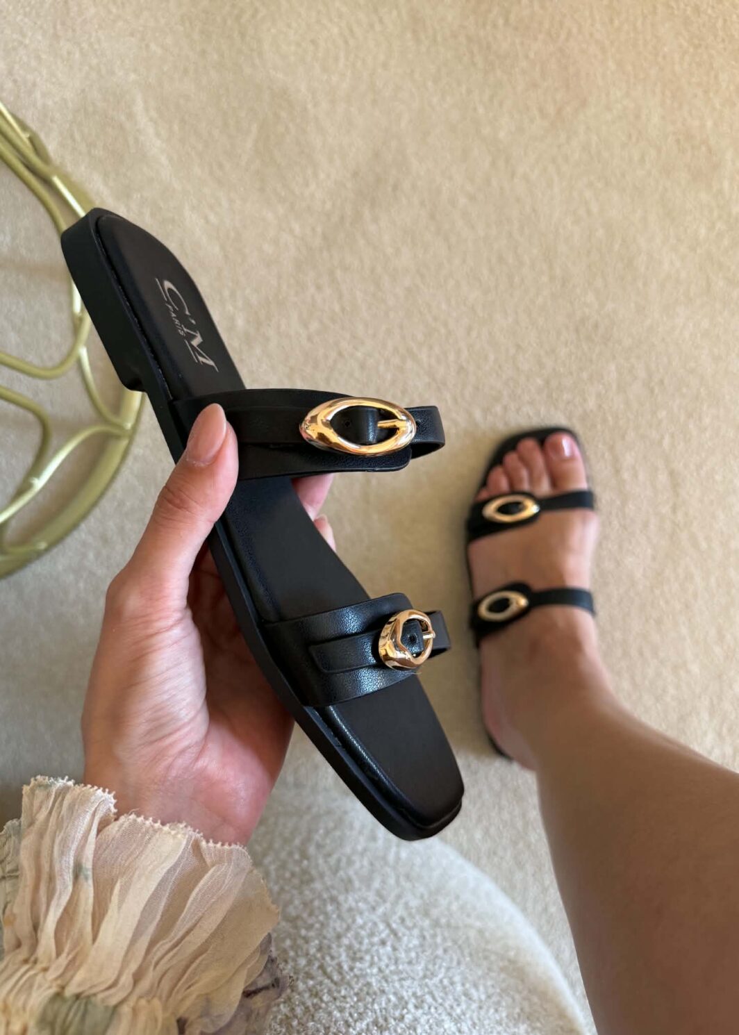 Chinelo Preto Minimalista