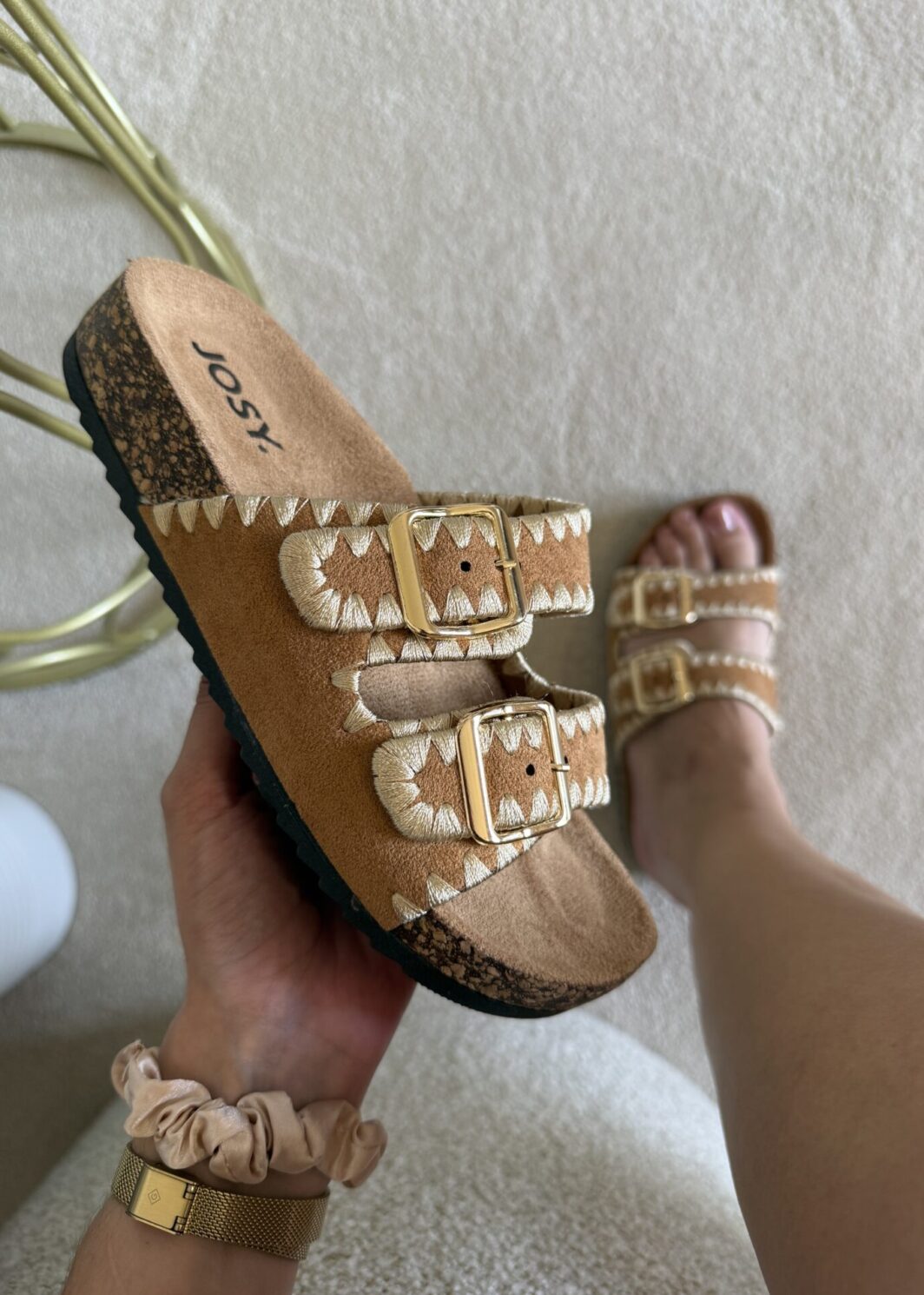Chinelo Fivelas Josy - Camel